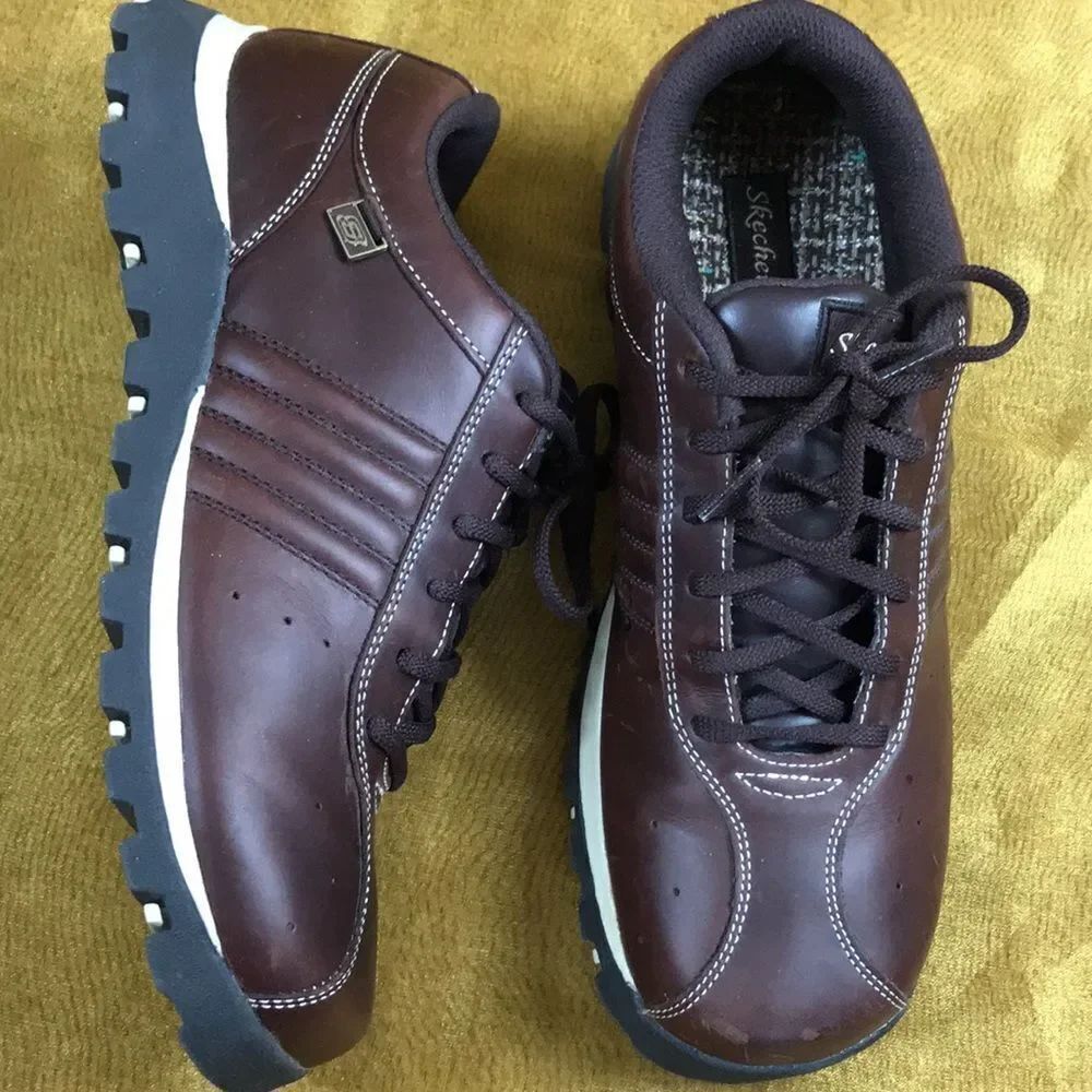 Y2K Skechers Leather Upper Women Shoes Size 10 Vintage